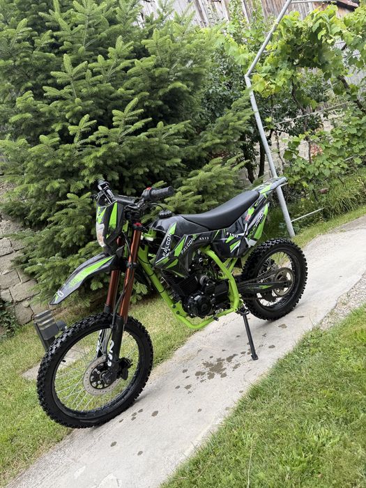 Cross KXD Falcon 150
