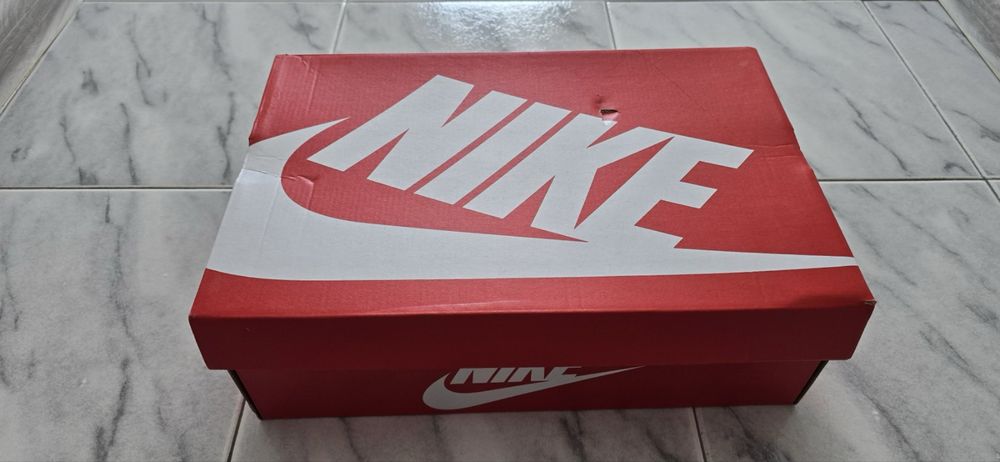 Маратонки Nike court vision mid nn