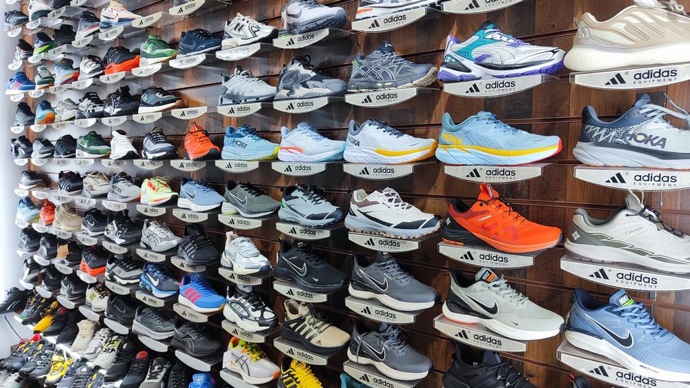 Кроссовки распродажа качество премиум класса