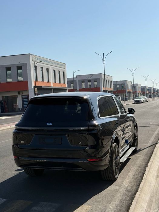 Lixiang L9 2025/2026 restayling qoraga orange