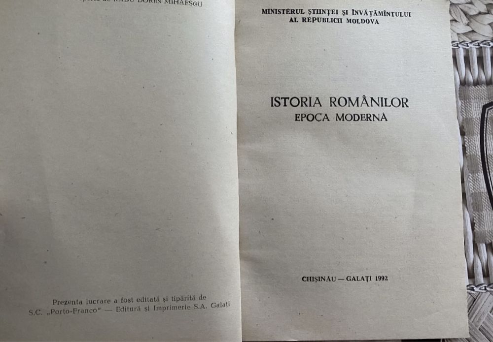 Istoria românilor-Epoca Modernă/ Contemporană, 1992