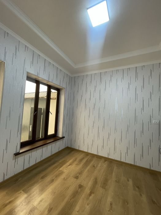 Yengi qurilgan xovli sotiladi.Evro remont.To’labek maxalasida.4ta xona