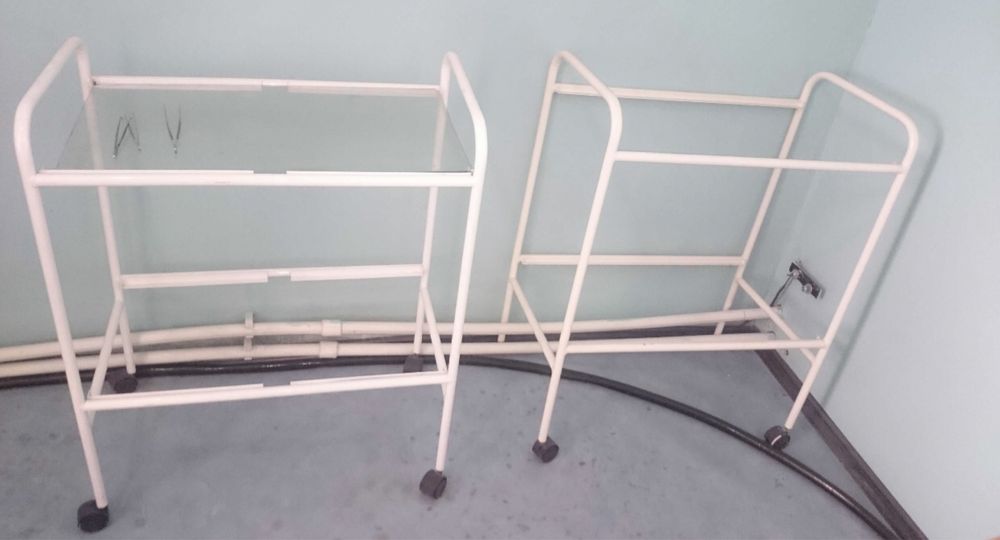 Столик для медицины