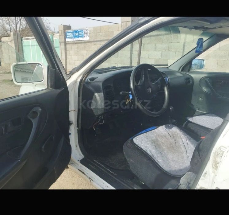 Nissan Primera Авто