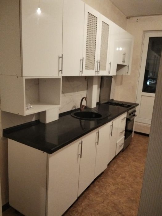 Продается кухонный гарнитур