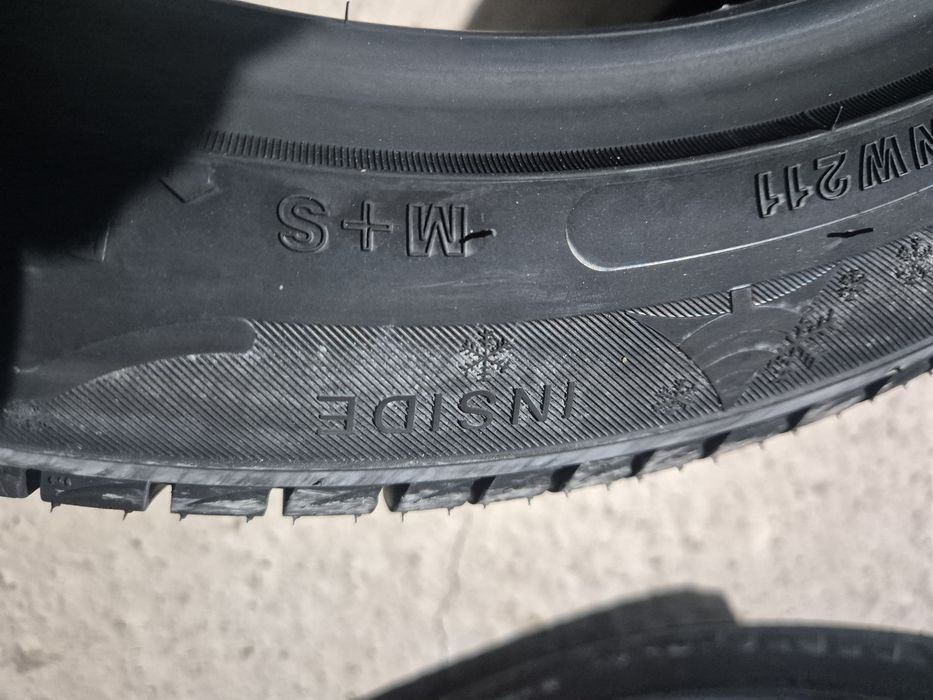Vând cauciucuri 235/45/17 M+S 2 seturi noi nouțe//Sunny// dot 05/2026 imp Germania