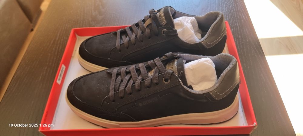 Сникърси S'Oliver 43 черни мъжки нови