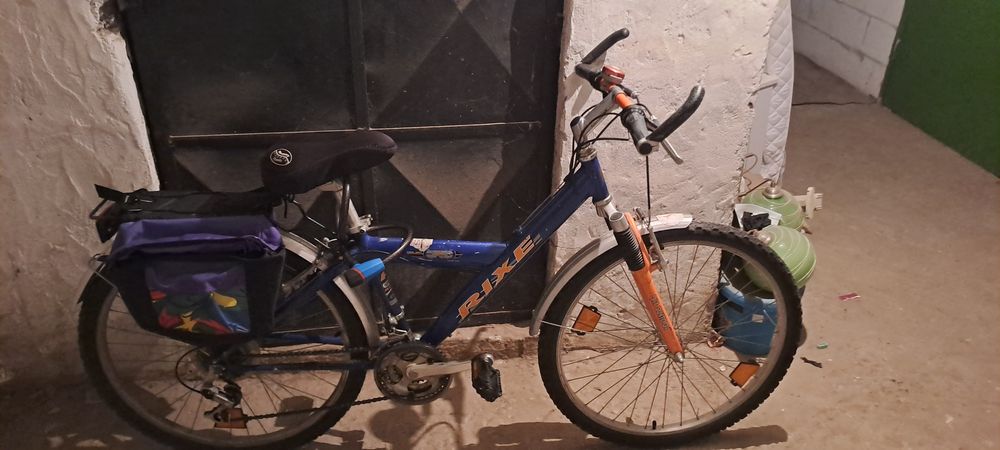 Vănd bicicleta RIXE