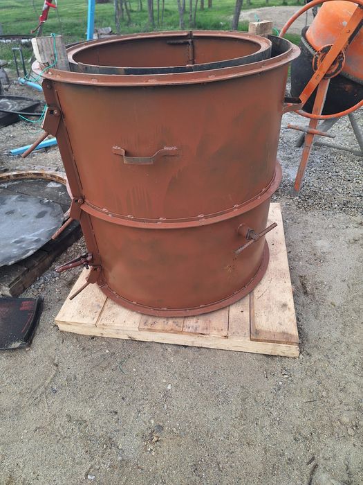 Matrițe tuburi beton