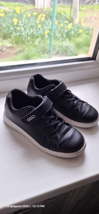Кроссовки детские 32 размер