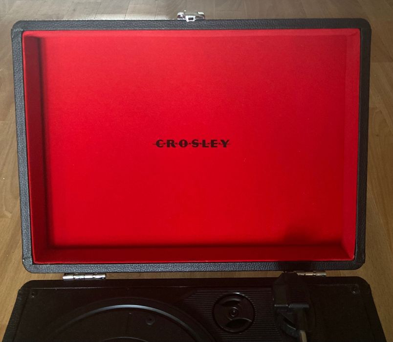 Виниловый проигрыватель Crosley