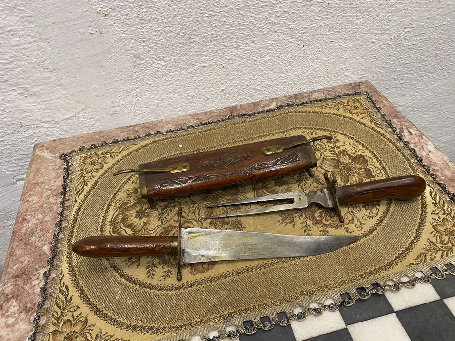 Нож и вилица за барбекю с кания от тик