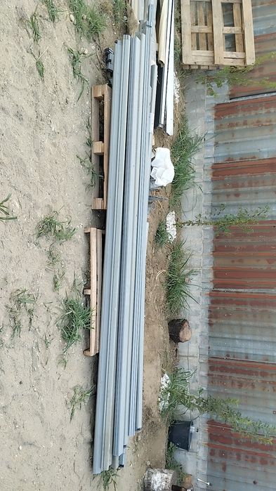 Terasă cu acoperiș retractabil