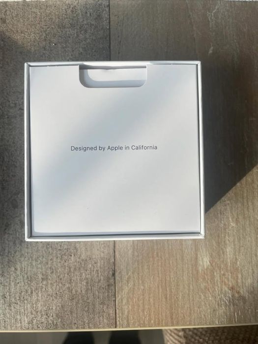 Apple airpods чисто нови