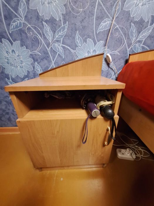 Продам спальный гарнитур