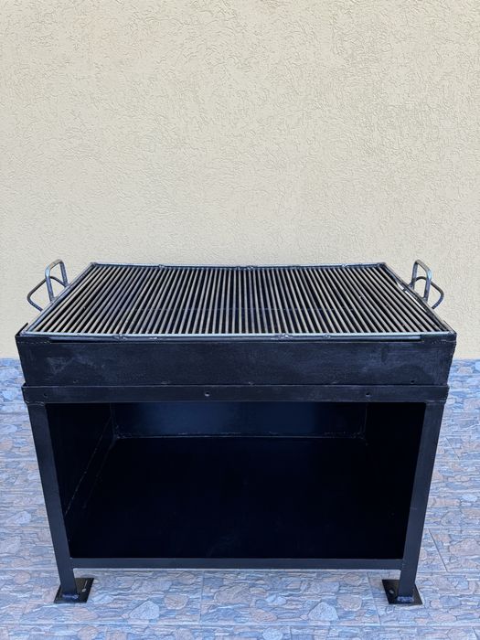 Vând grătar din inox latime 60cm pe 102cm lungime