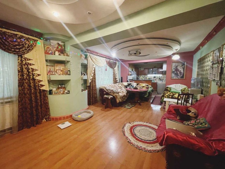 Продается 3 х ком УЛ/ПЛ , 97 КВ/М, по Мира. Помощь в ипотеке