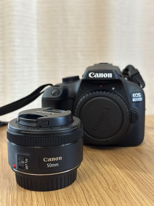 Canon EOS 4000D + EF 50mm f/1.8 STM + 18-55mm f/3,5-5,6 EF-S III