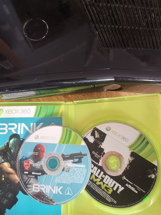 Игра Xbox 360 slim