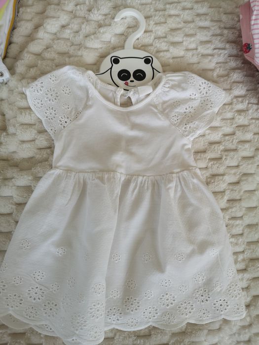 Vând lot de hăinuțe 6-9 luni H&M