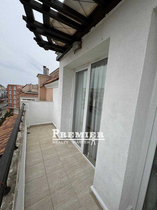 Продава се Двустаен апартамент в к.к. Слънчев бряг - 47 кв.м за 1341 €/кв.м - Снимка #9