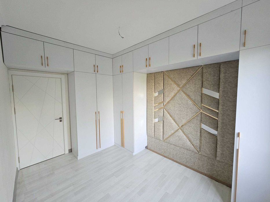 Евро 3 хона сотилади