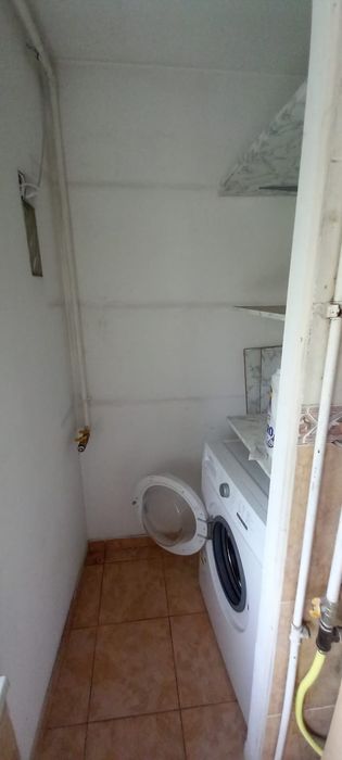 Dressing, frigider, cuptor, usi interioare, masina  de spalat, samd