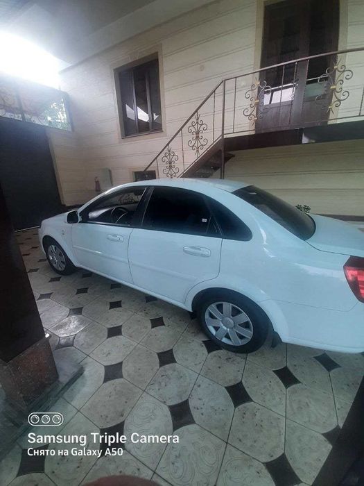 Chevrolet Lacetti сотилади!