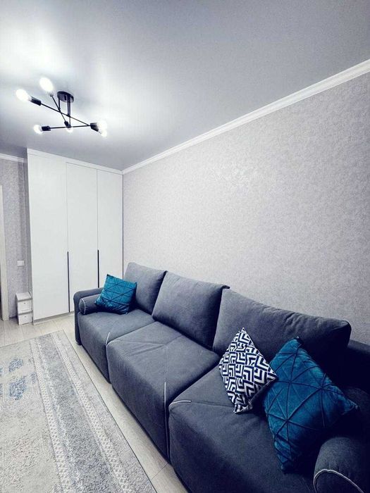 Продам 2 комнатную квартиру 19 мкр