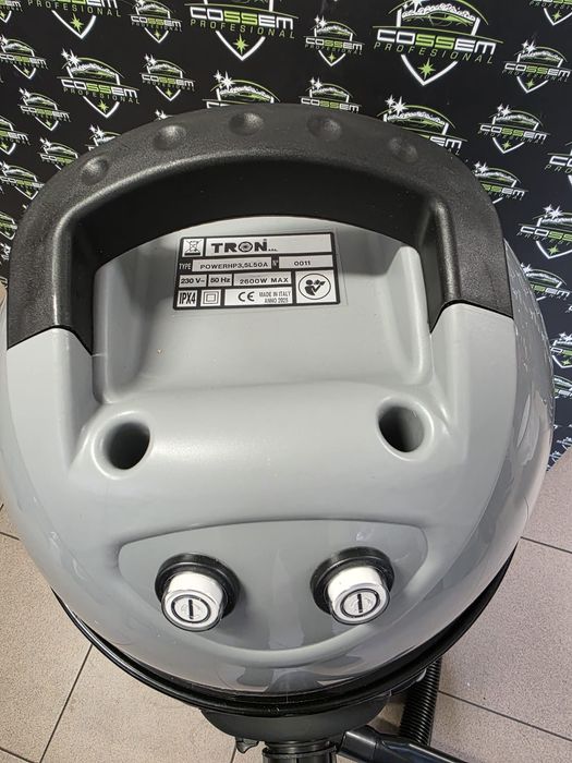 Aspirator Umed Uscat Tron 2 motoare 2600 W