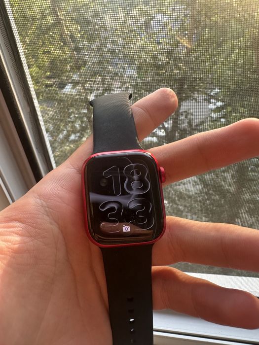 Продам Apple Watch series 9