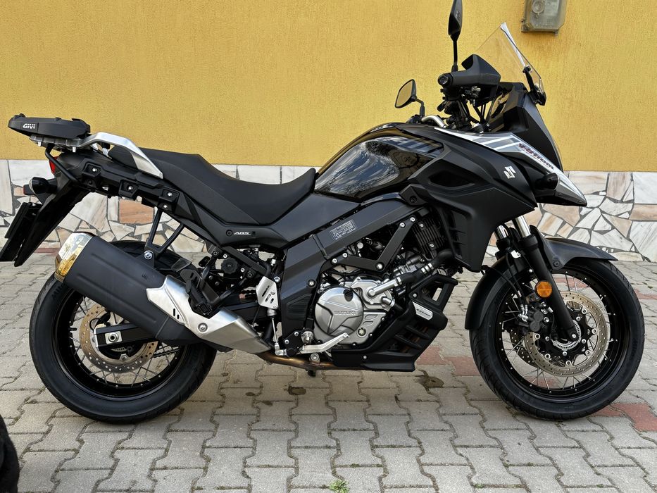 Suzuki V-Strom DL650 XT –echipată FULL, stare excelentă, gata de drum.
