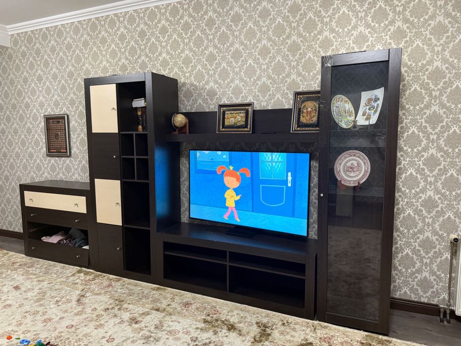 стенку для гостиной