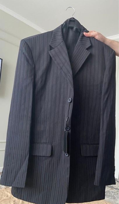 Продам костюмы новые в отличном состоянии