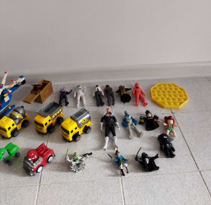 Лот играчки за момче, съдържа Пес Патрул