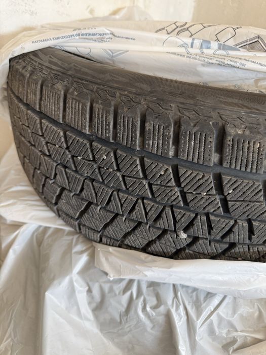 Продам зимние шины