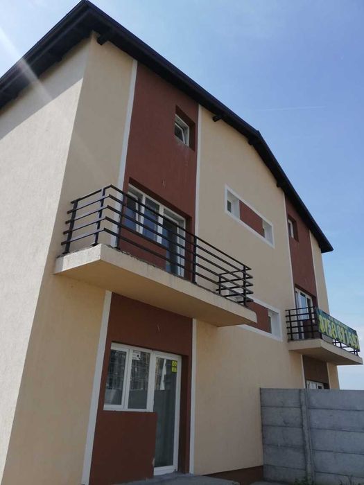 Vile calitative unice cu fundatia solida, cu toată structura solida