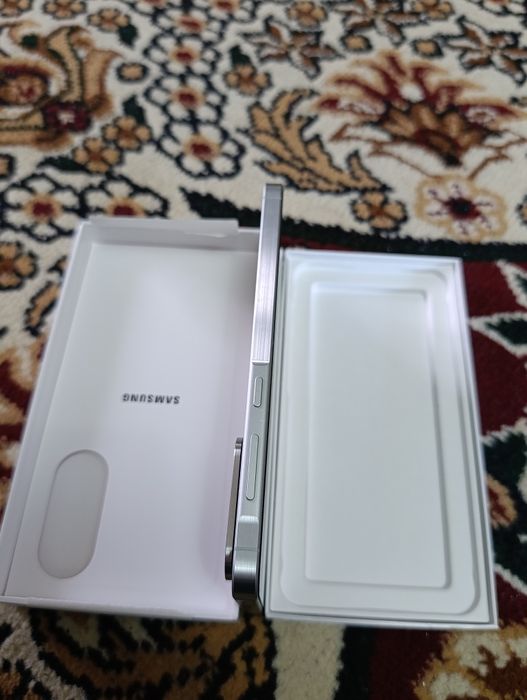 Samasung A56 Yangi 8/256