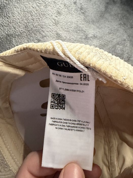 Guessw Baseball sapca unisex culoare bej material reiat noua originala