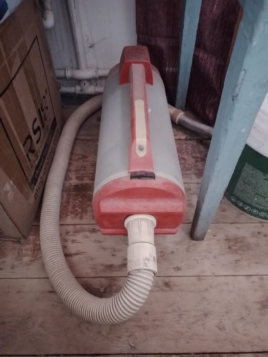 Пылесос ракета рабочий