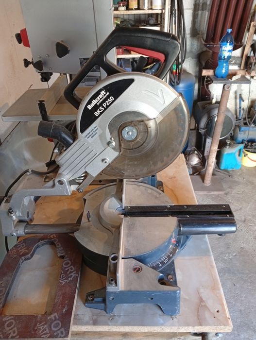 Продавам потапящ циркуляр Bullcraft.