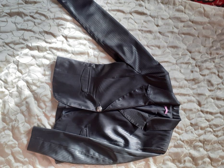 Дамско сако Junona