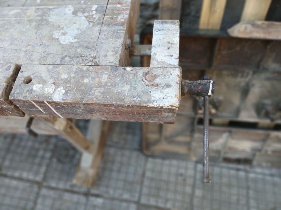 Дърводелски тезгях