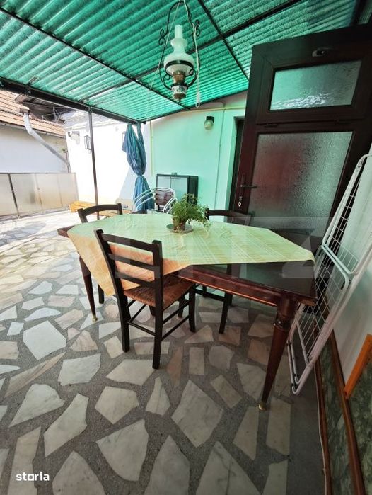 Casa de vanzare, natura si o priveliste de vis in Scheii Brasovului