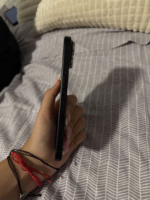iPhone 15 128GB, stare bună