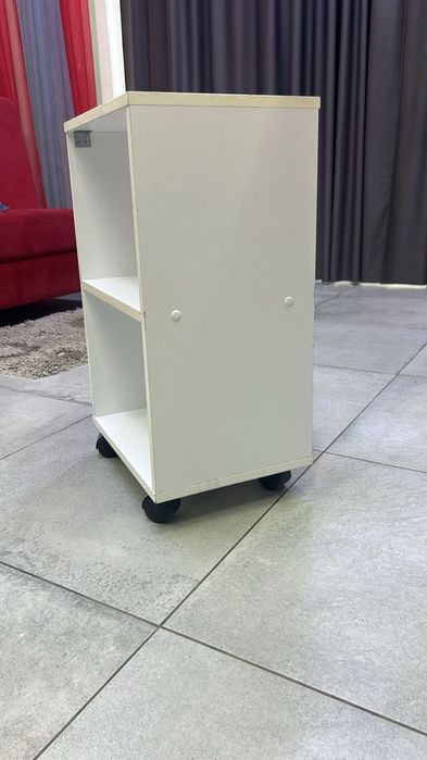 Продам помощник для маникюра и педикюра