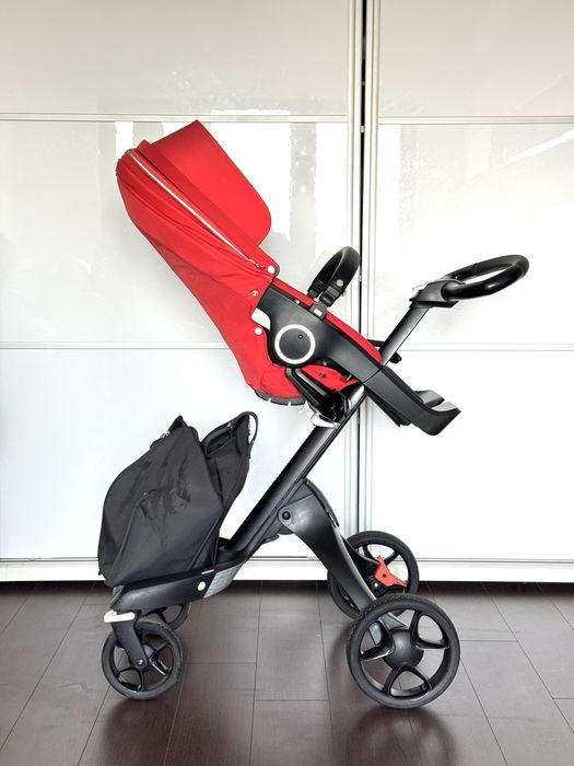 Cărucior Stokke V6 2 în 1 – Roșu (landou + parte sport)