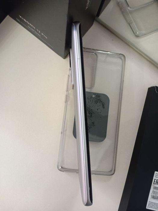 Продам Xiaomi 12 Pro 5G 16/256gb.