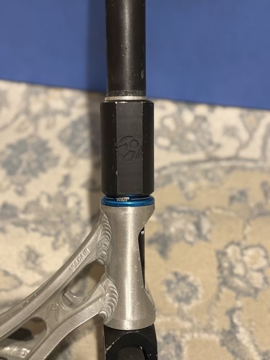 продам трюковой самокат