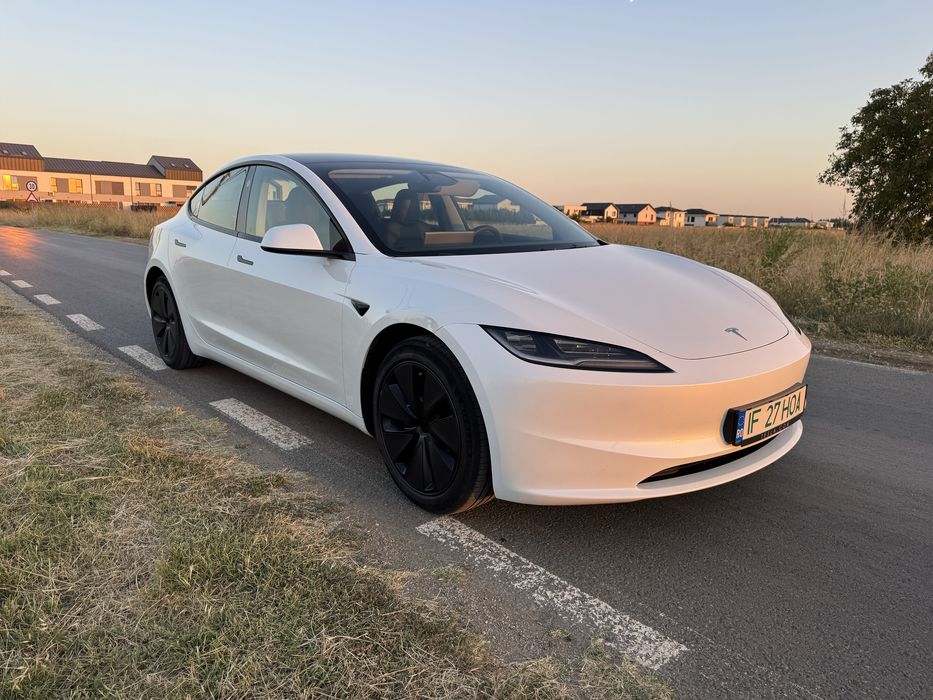 Tesla Model 3 Premium RWD SR